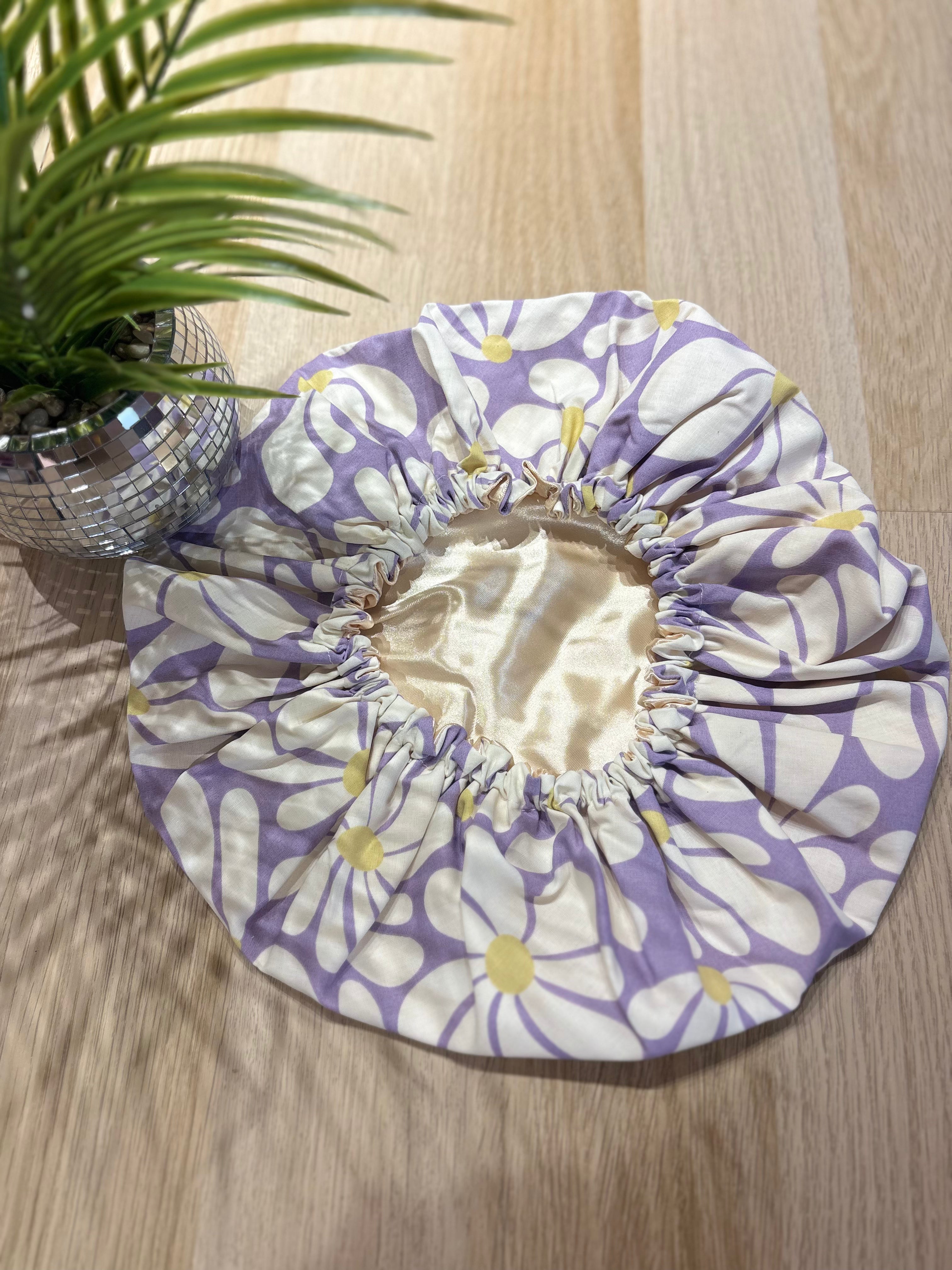 Bonnet de soins en satin