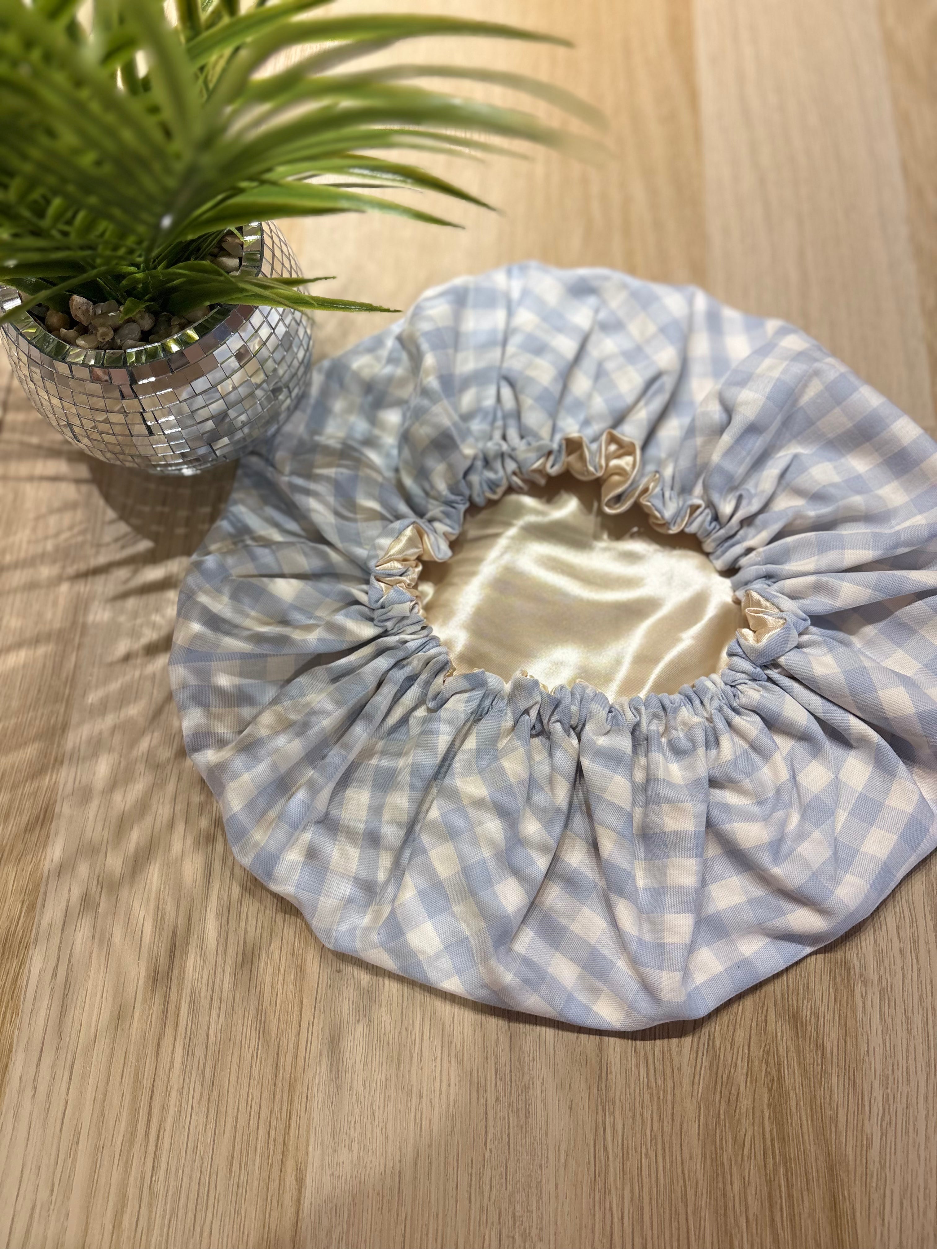 Bonnet de soins en satin