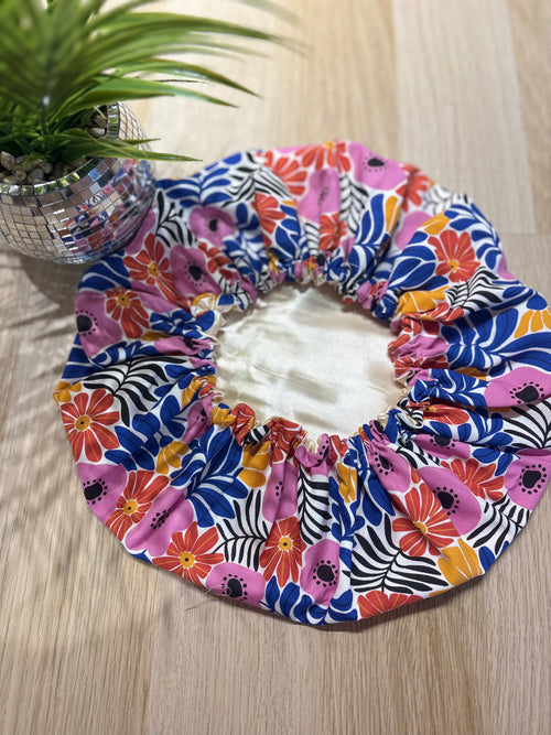 Bonnet de soins en satin